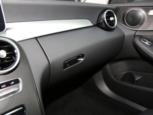 2019C 260 L \(yn)(dng) g