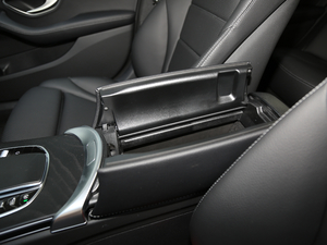 2019C 260 L \(yn)(dng) g