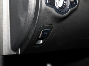 2019C 260 L \Ӱ v܇Ƅ