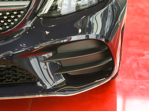 2019C 260 L 4MATIC ^