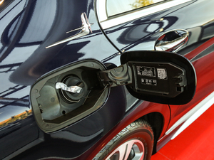 2019款C 260 L 4MATIC 油箱盖