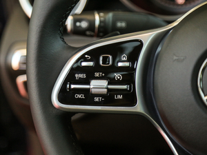 2019款C 260 L 4MATIC 中控区