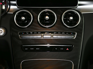 2019C 180 L r(sh) {(dio){(dio)(ji)