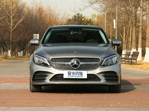 2019款C 260 L 运动版 正前