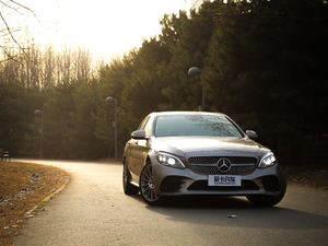 2019款C 260 L 运动版 整体外观