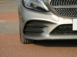 2019C 260 L \Ӱ (ji)^