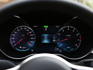 2019C 260 L \(yn)Ӱ п؅^(q)