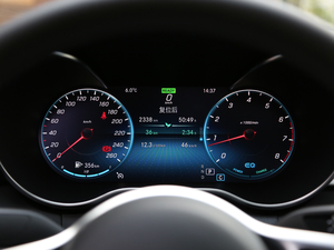 2019C 260 L \(yn)Ӱ п؅^(q)