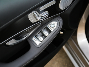 2019C 260 L \Ӱ {܇ƅ^	