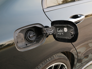 2019C 260 \(yn)Ӱ 4MATIC w