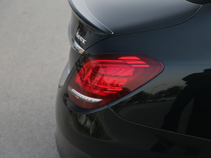 2019C 260 \Ӱ 4MATIC ^