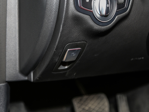 2019C 260 \Ӱ 4MATIC v܇Ƅ