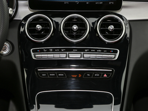 2019C 260 \Ӱ 4MATIC {{