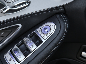 2019C 260 \Ӱ 4MATIC g