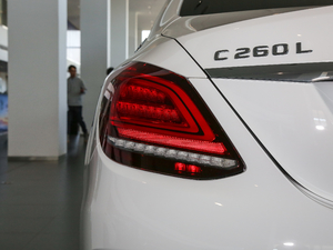 2019Ŀ C 260 L \Ӱ ^