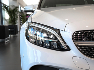 2019Ŀ C 260 L \Ӱ ^