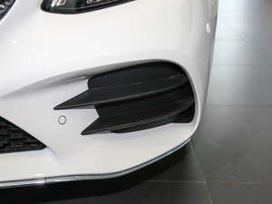 2019Ŀ C 260 L \Ӱ ^