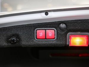 2019Ŀ C 260 L \Ӱ g