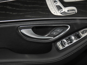 2019Ŀ C 260 L \Ӱ g