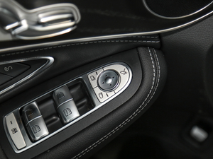 2019Ŀ C 260 L \Ӱ п؅^