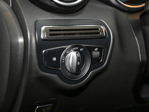 2019Ŀ C 260 L \Ӱ п؅^