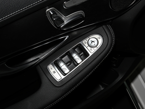 2019Ŀ C 260 L {܇ƅ^	