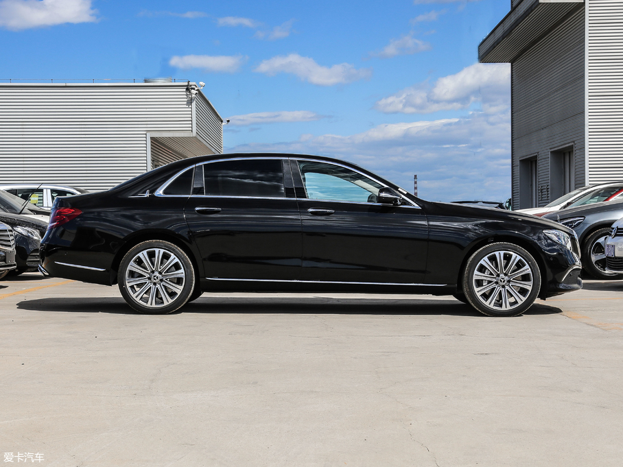2019��YE�� E 320 L 4MATIC