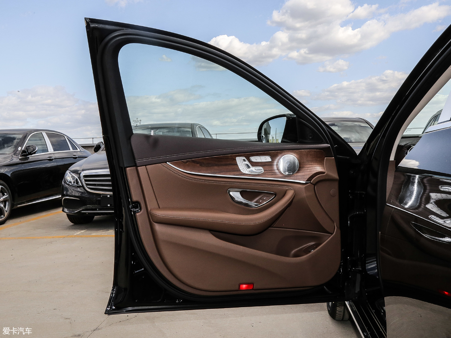 2019YE E 320 L 4MATIC