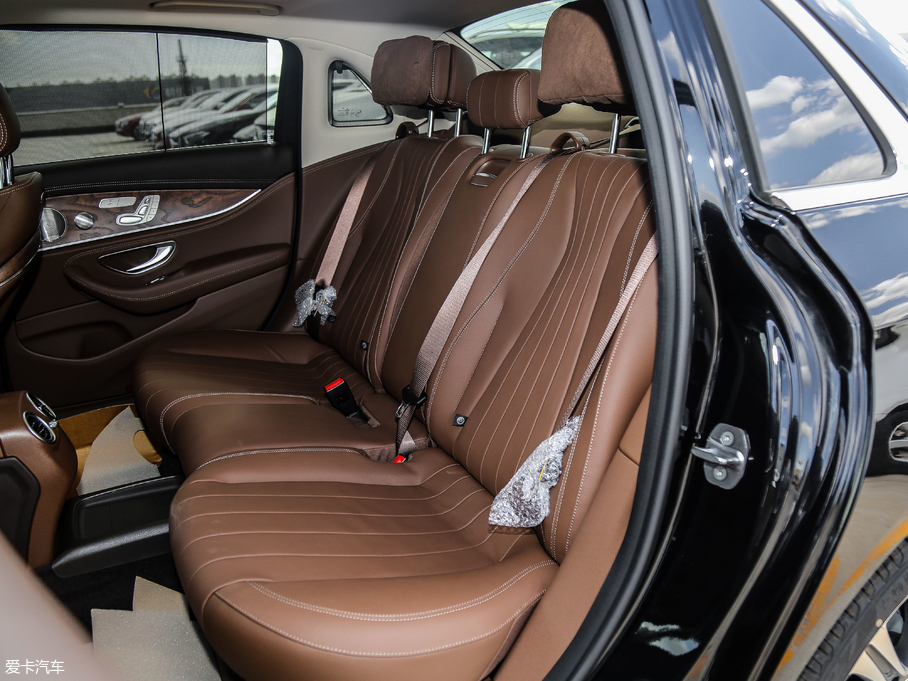 2019YE E 320 L 4MATIC