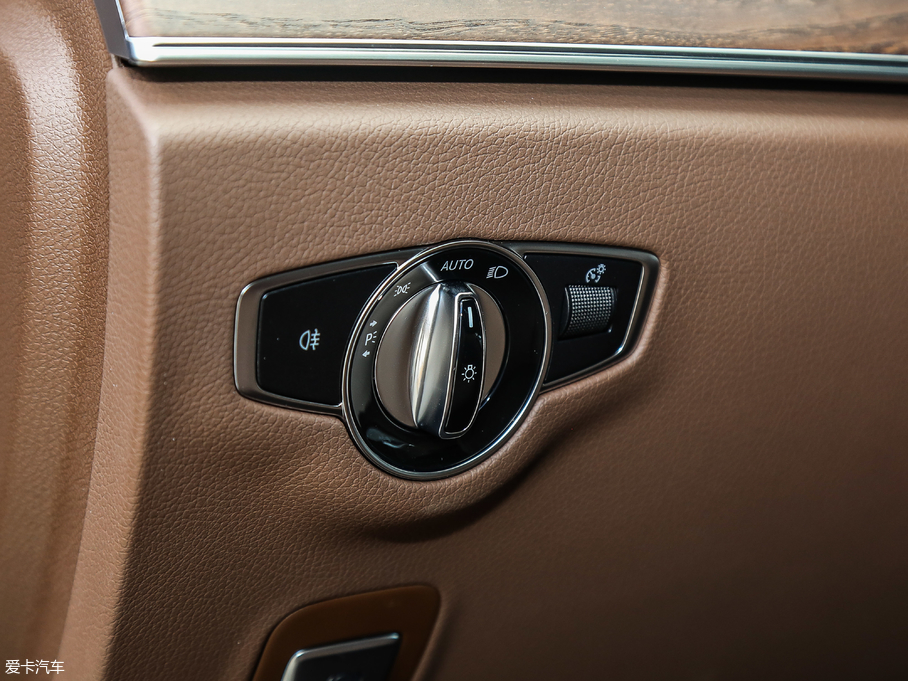 2019YE(j) E 320 L 4MATIC