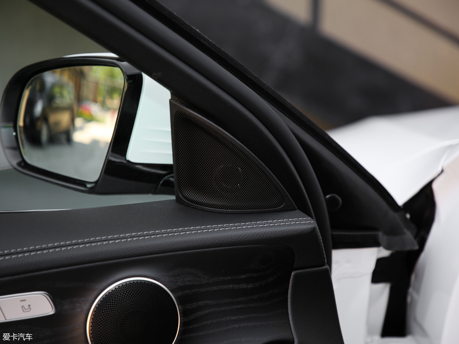 2019YE E 260L \(yn)