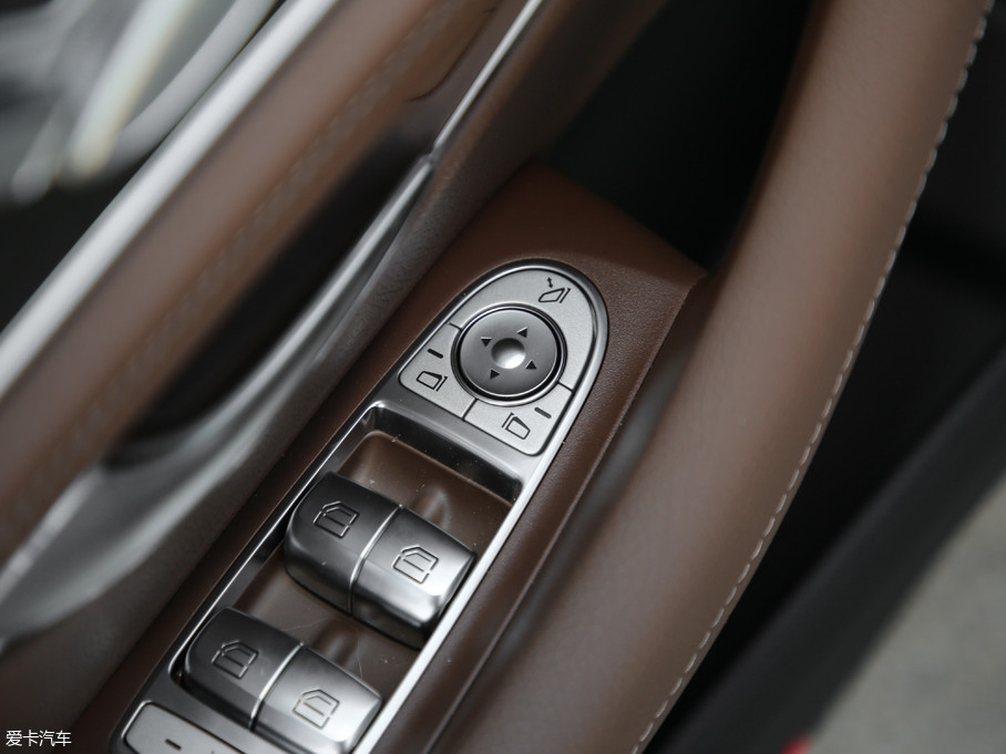 2019YE(j) E 260L \(yn)(dng)