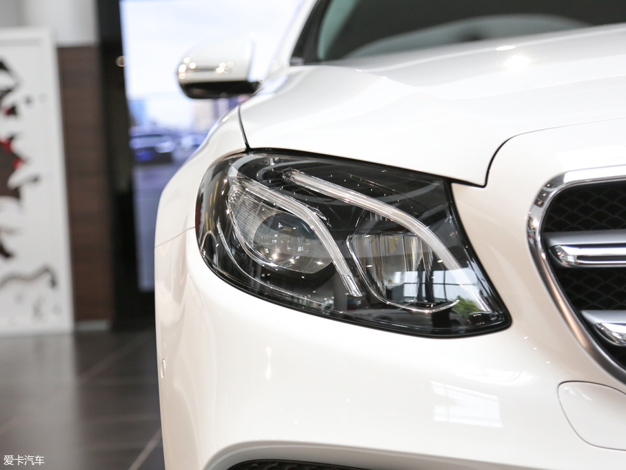 2019YE E 260 L 4MATIC \