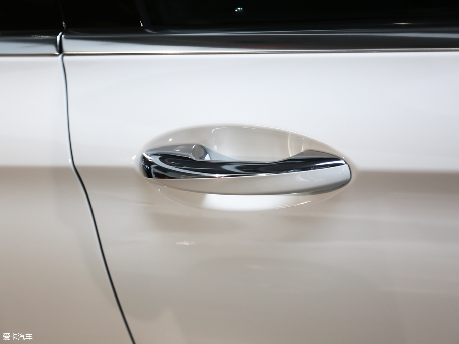 2019YE E 260 L 4MATIC \