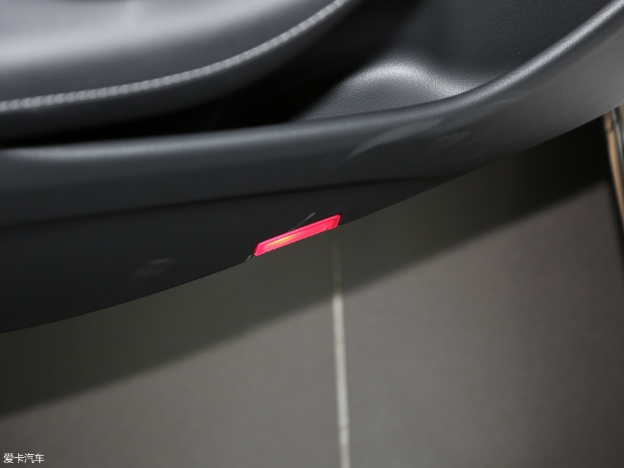 2019YE E 260 L 4MATIC \