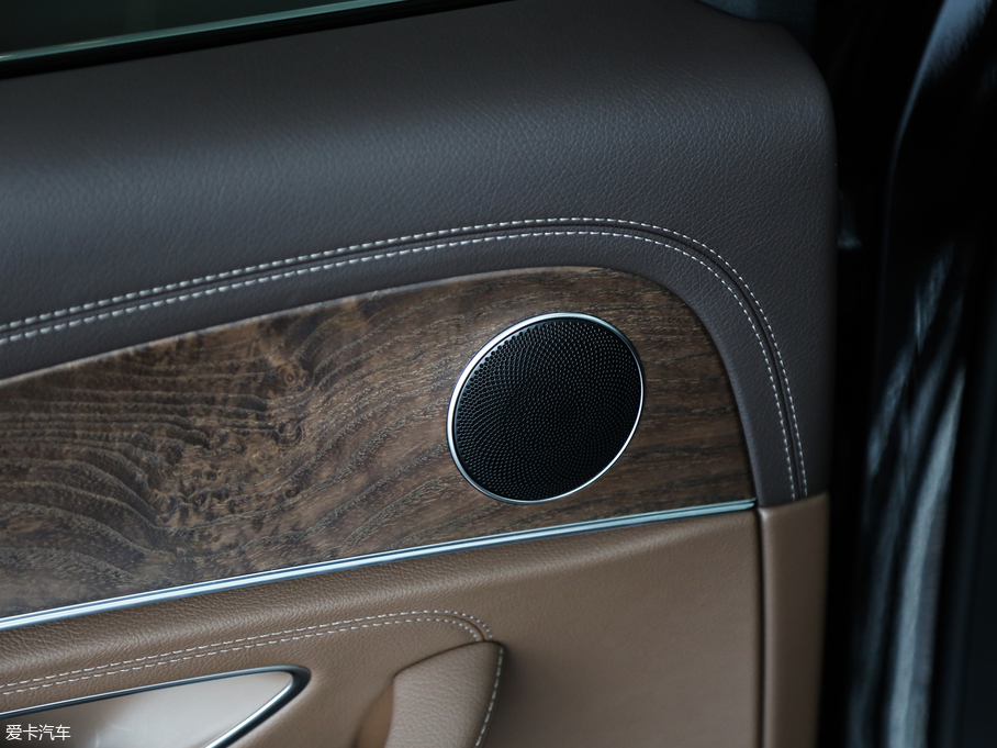 2019��YE�� E 260L 