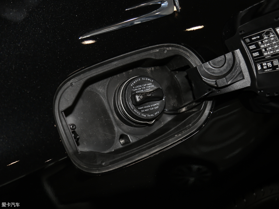 2019YE Ŀ E 300 L r