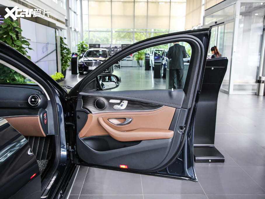 2019YE Ŀ E 300 L \ӕr