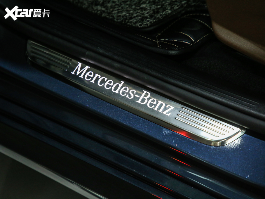 2019YE Ŀ E 300 L \ӕr