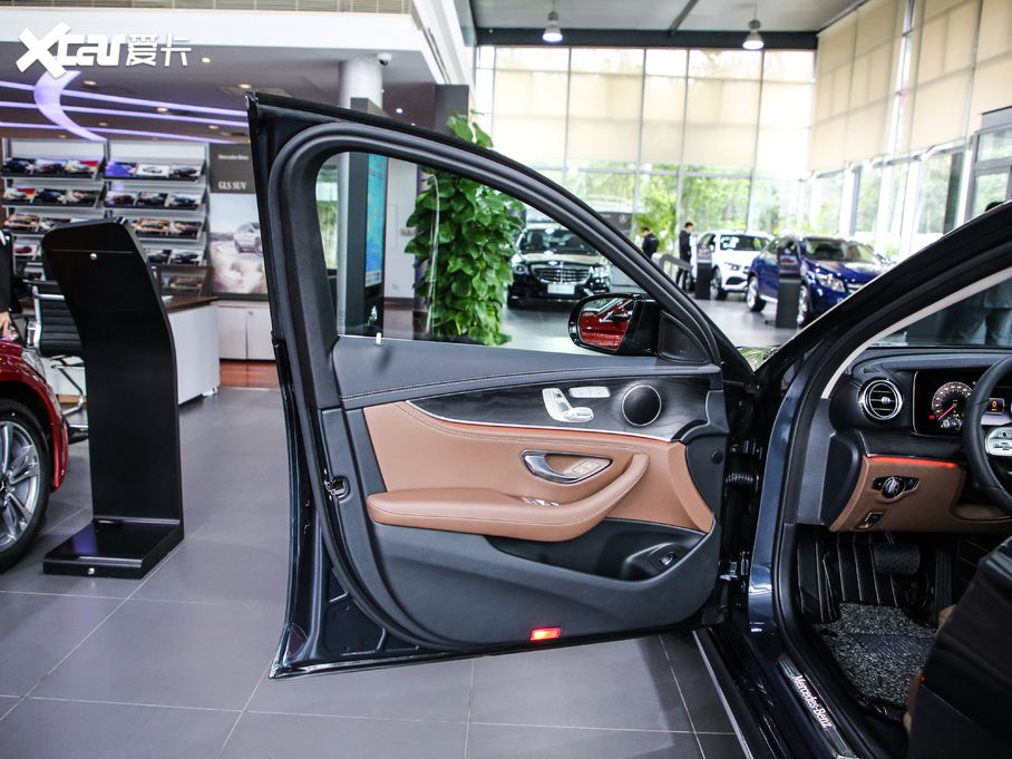 2019YE Ŀ E 300 L \ӕr