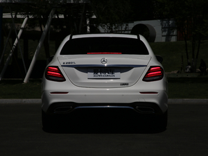 2019E 260L \(yn)(dng) (x)(ji)^