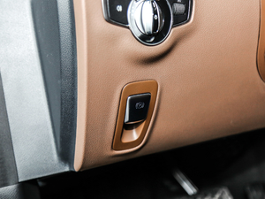 2019E 200 L \ 4MATIC v܇Ƅ