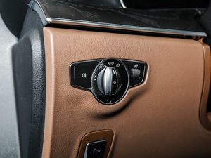 2019E 200 L \ 4MATIC п؅^(q)