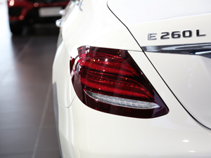 2019E 260 L 4MATIC \ (ji)^