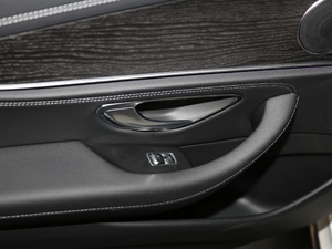 2019E 260 L 4MATIC \ g