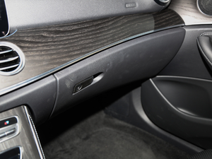 2019E 260 L 4MATIC \ g