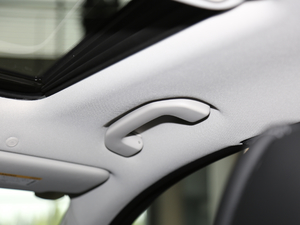 2019E 260 L 4MATIC \ g