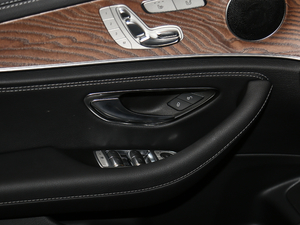 2019Ŀ E 300 L r(sh) g