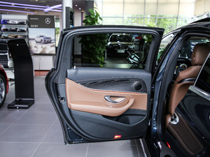 2019Ŀ E 300 L \ӕr g