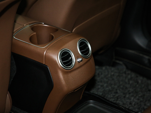 2019Ŀ E 300 L \ӕr g